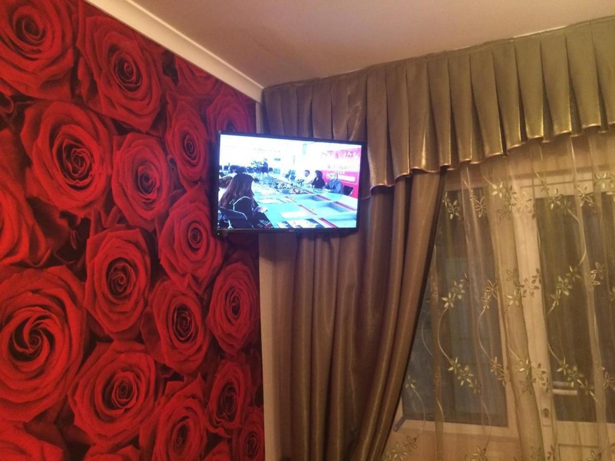 Hotel Гостевой Дом У Левы Gagra Exterior foto